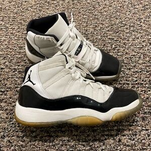Air Jordan 11 Retro '2018 Concord' (378038-100) Size 6Y /Women's Size 7.5